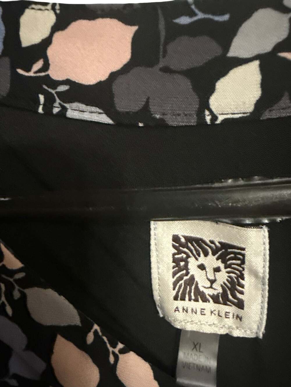 Anne Klein Black Floral Sleeveless Blouse Size XL